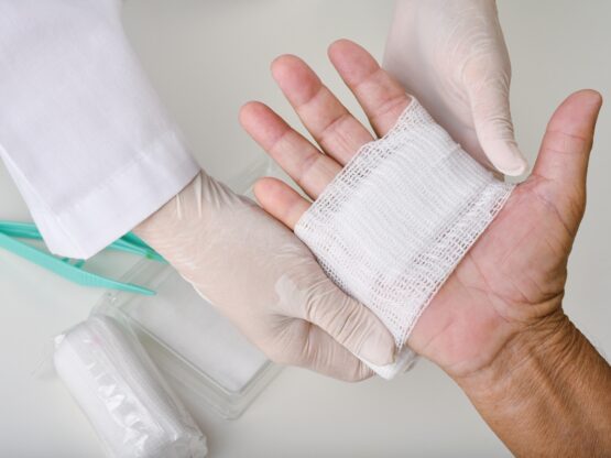 8 Non-Healing Wound Treatment: Advanced Options That Speed Recovery