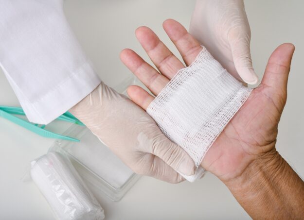 Non-Healing Wound Treatment: Advanced Options That Speed Recovery